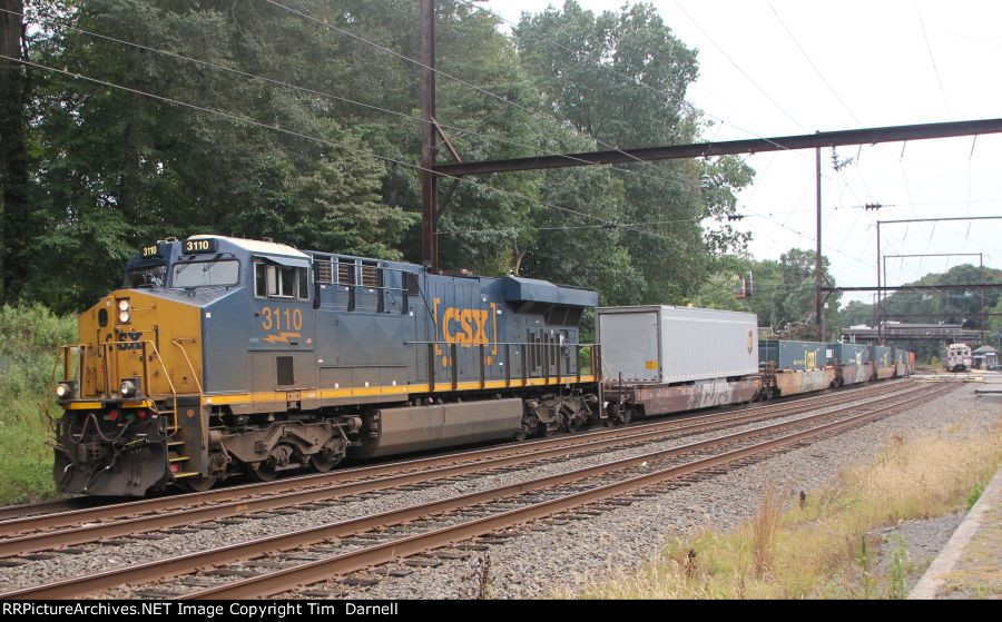 CSX 3110 leads Q032